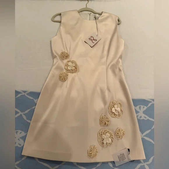 NWT L’Academie by Marianna Ori Mini Dress in Beige - Picture 3 of 5
